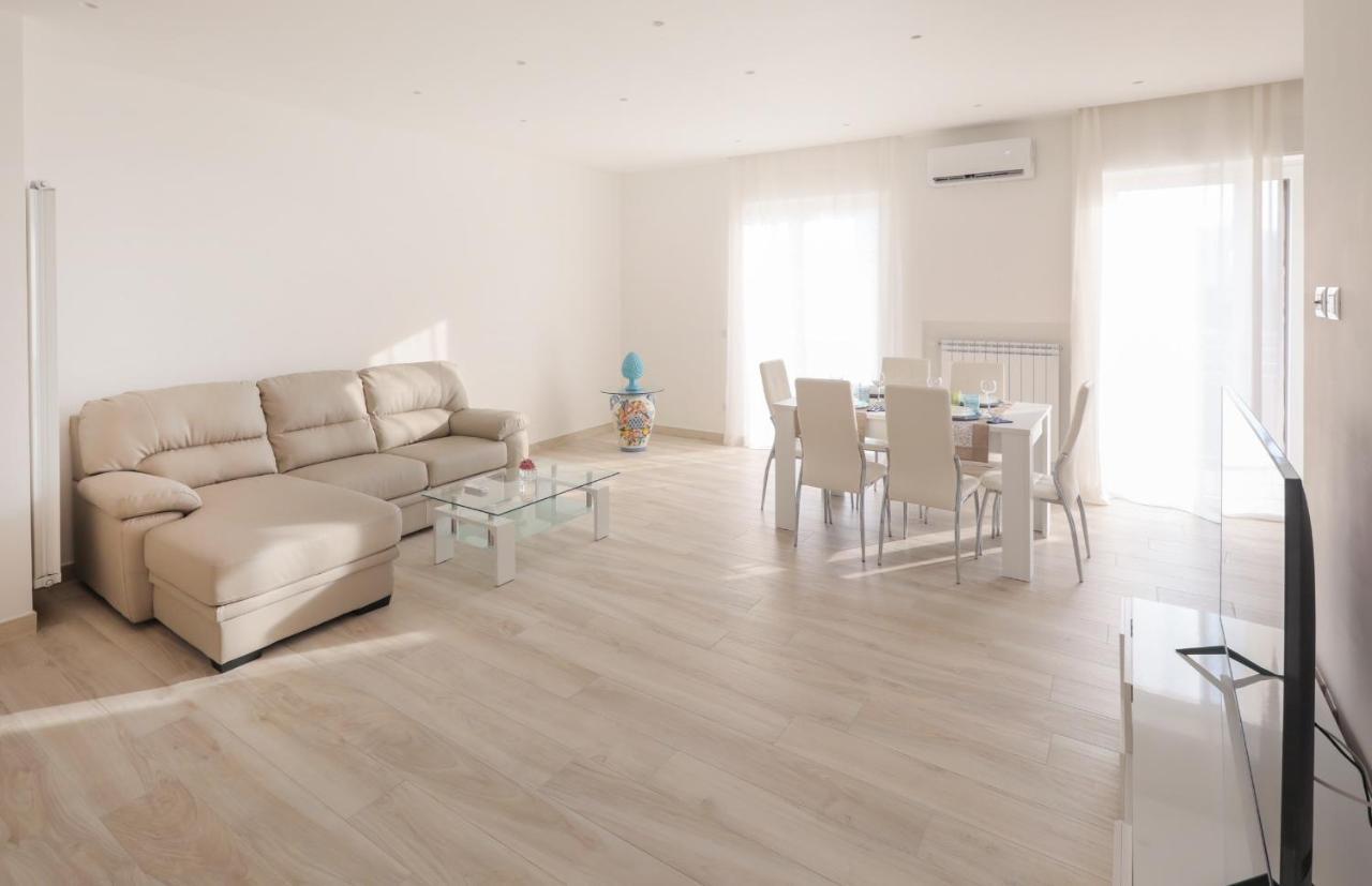 Angela Apartment Sorrento Exterior foto